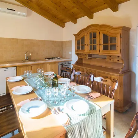 Sergio, A Beautiful Rustic With A Huge Garden